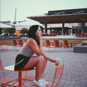 Meet your Posher, Amy